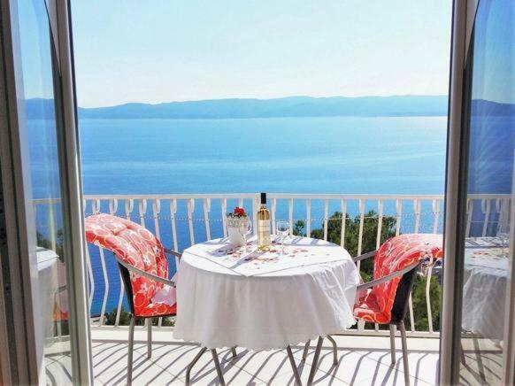 View On Th Sea Pisak Apartment Екстериор снимка